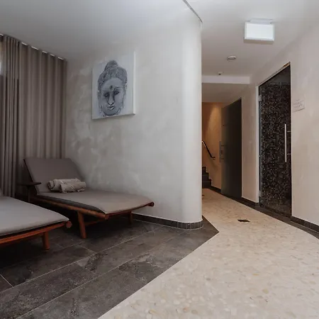 Boutique Hotel Panorama Crans-Montana-3
